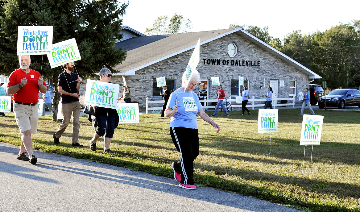 Daleville Town Council says no to commission ordinance